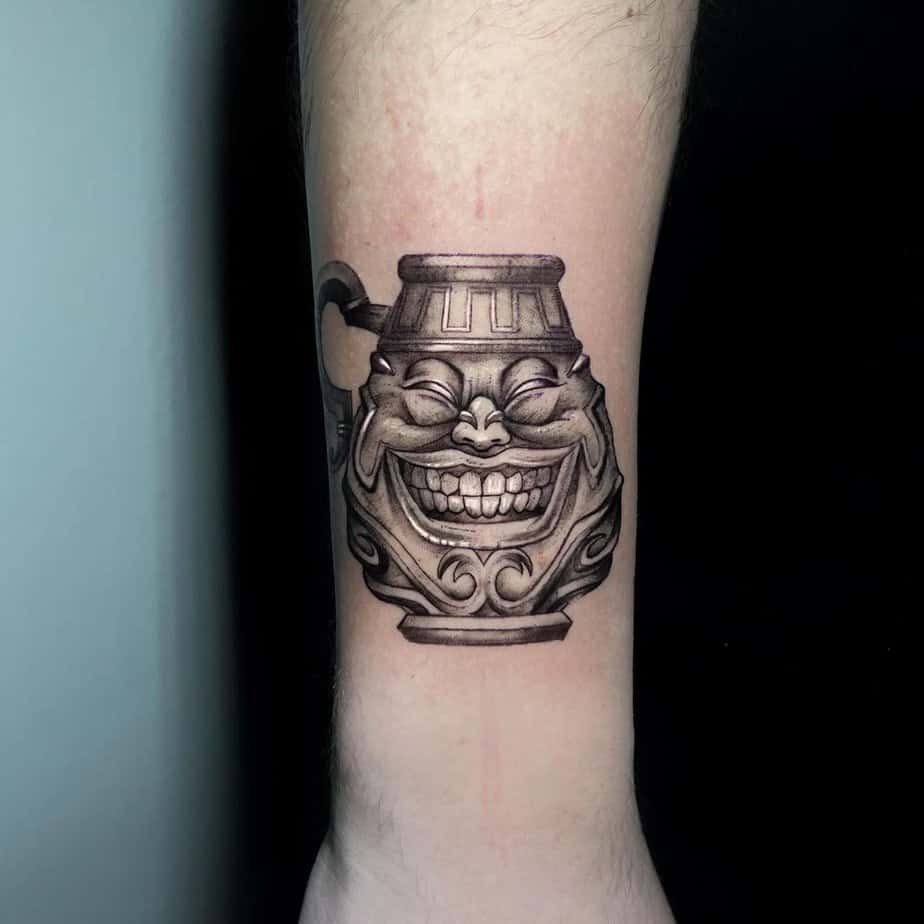 Pot of Greed, grinning with power