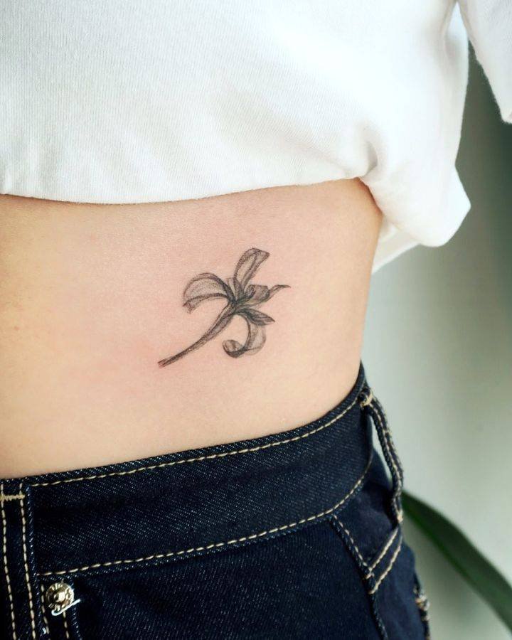 20 Iris Tattoo Ideas That Are Simply Petal Perfect