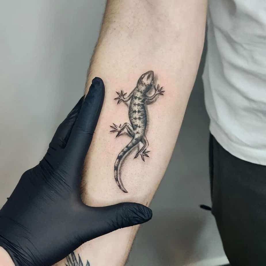 20 Amazing Lizard Tattoo Designs That Are Off The Scales