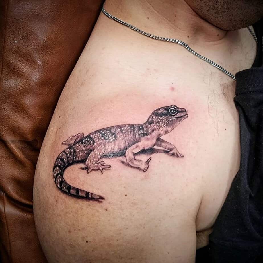 20 Amazing Lizard Tattoo Designs That Are Off The Scales