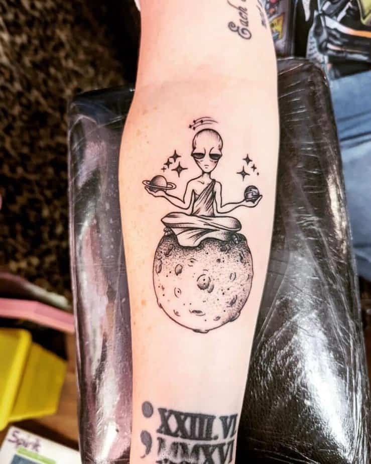 18. Meditating alien