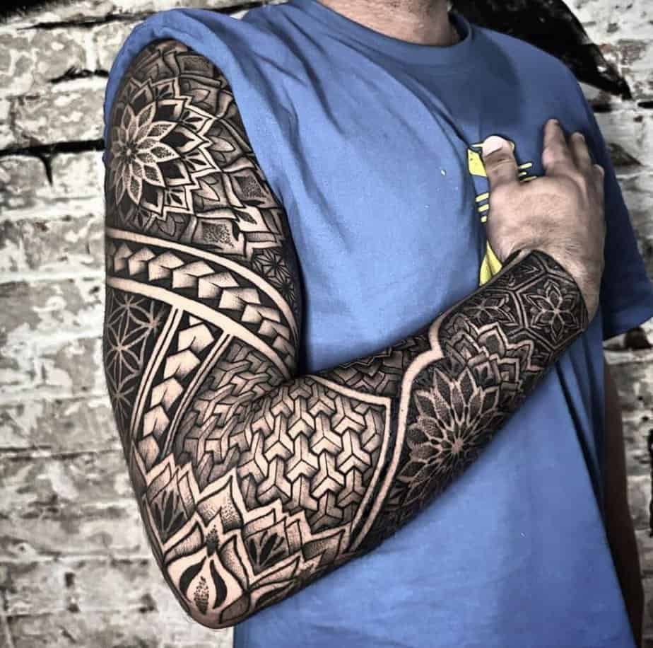 1. Full tribal sleeve