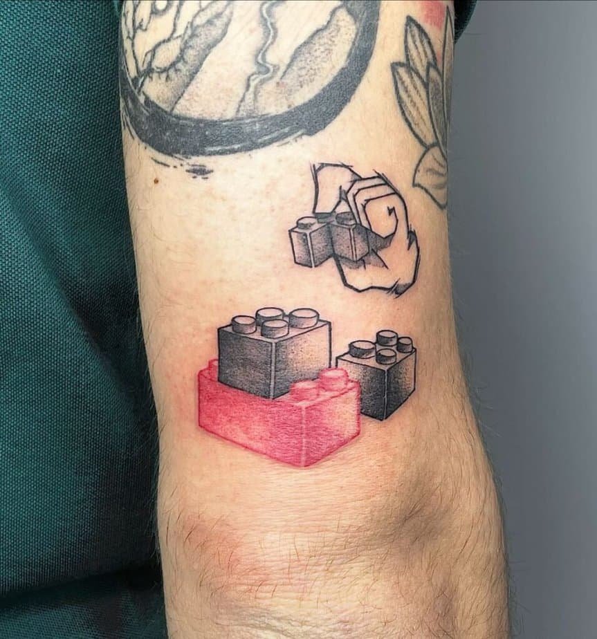 20. Building the Lego pieces