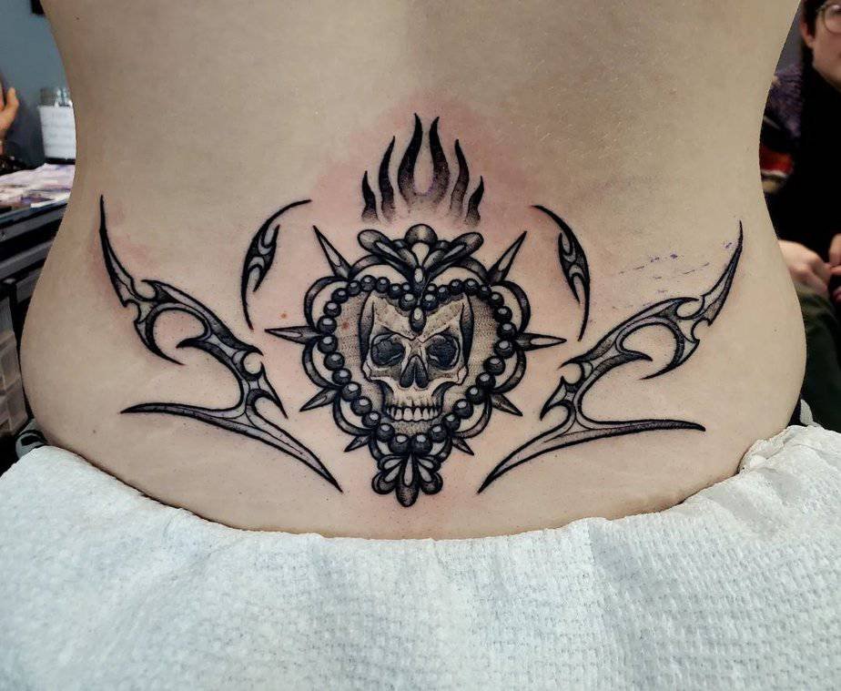 20 Jaw‑Dropping Lower Back Tattoos for Women You’ll Want to Pin Right Now