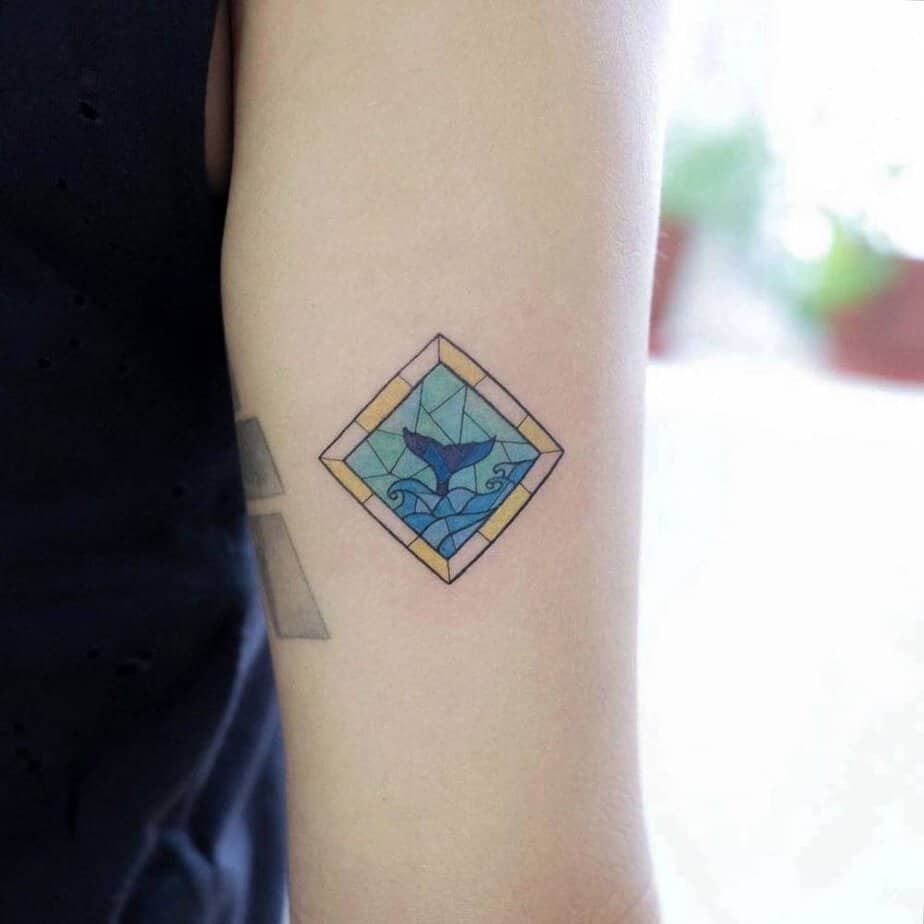 A whale tail that remembers the sea