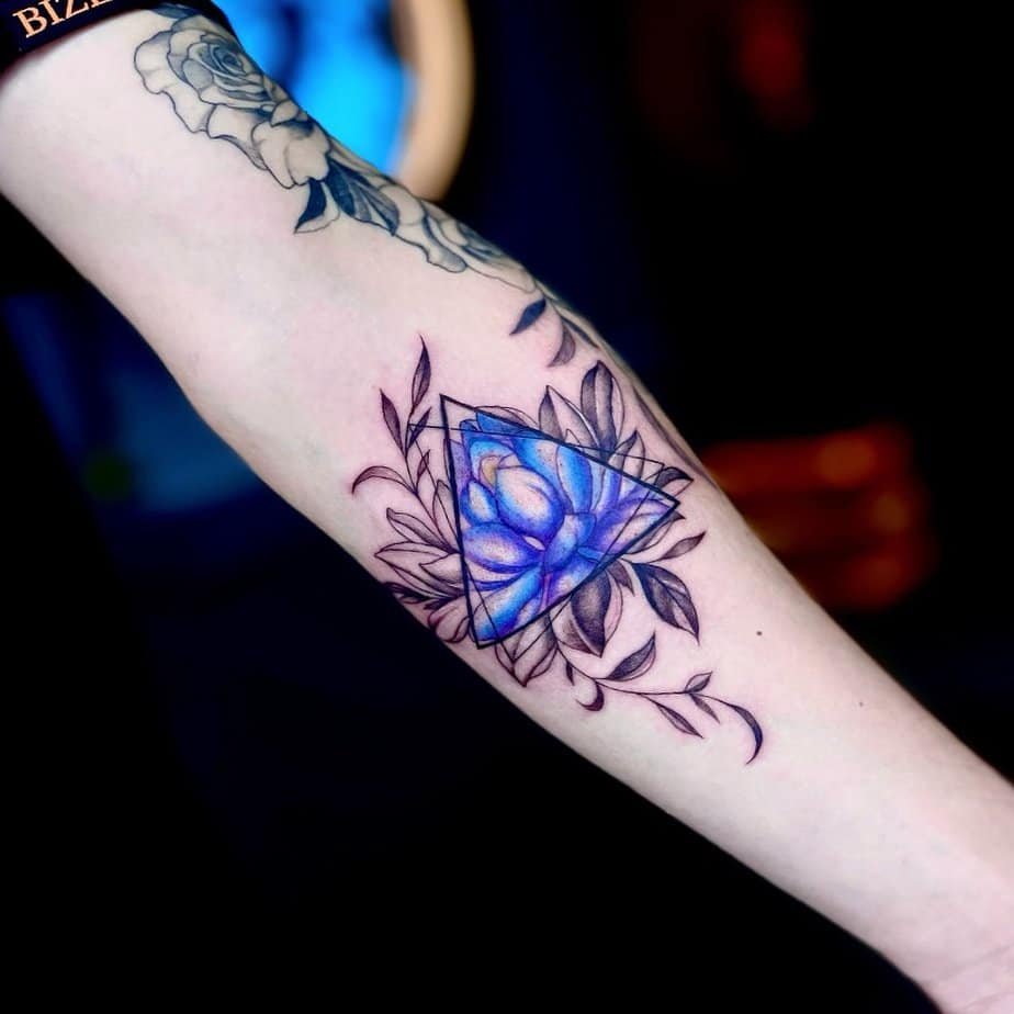 20 Creative Geometric Flower Tattoo Ideas That Will Wow You