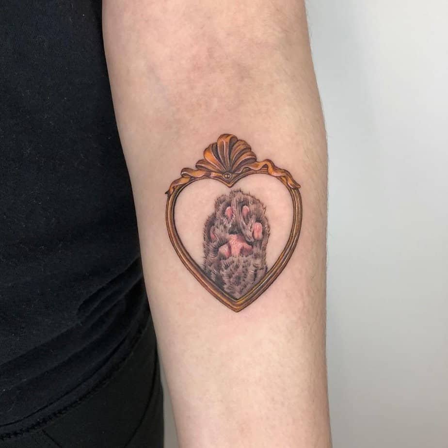 18 Charming Cat Paw Tattoos That Will Make You Say 