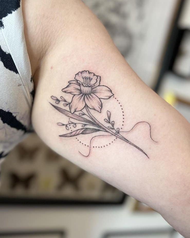 Geometric-daffodil-tattoo