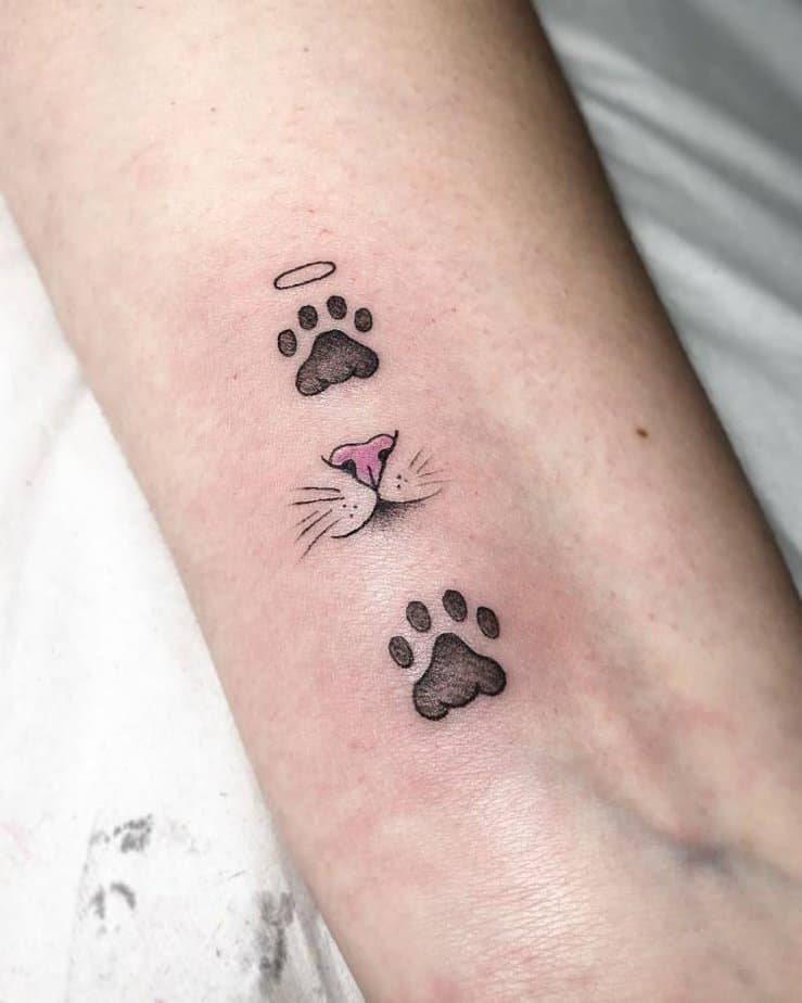 18 Charming Cat Paw Tattoos That Will Make You Say 